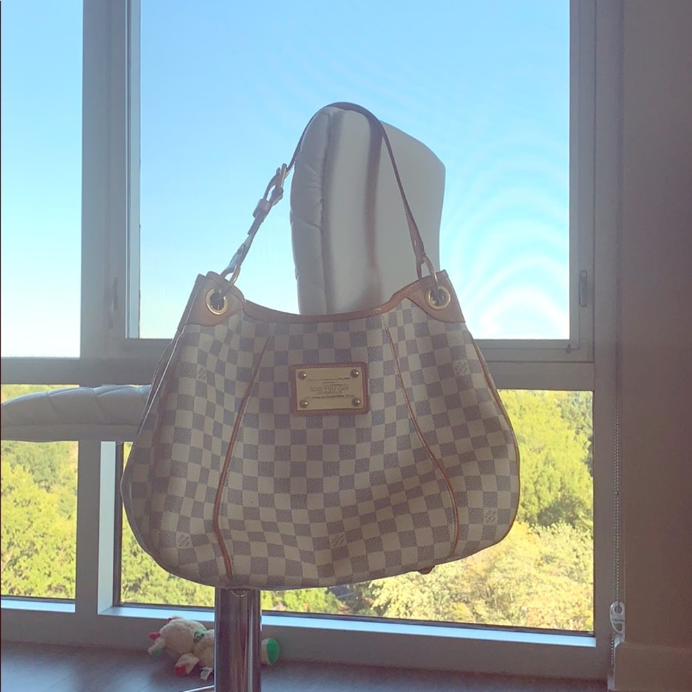 Louis Vuitton pre-owned Azur Galleria MM bag